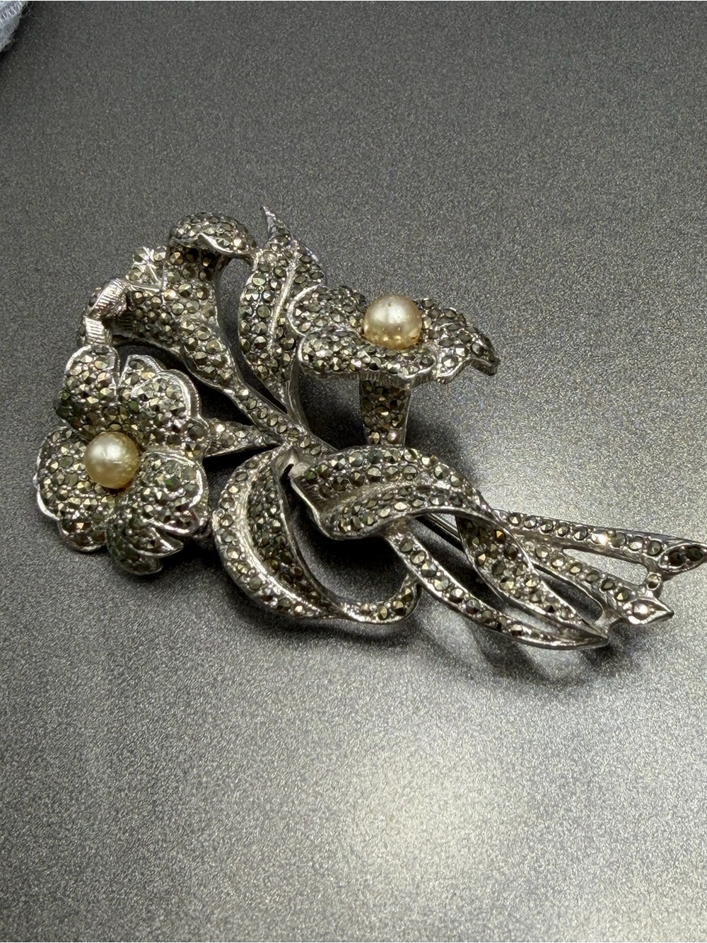 Antique Silver-Tone Floral Brooch with Pearls and Marcasite #249UB